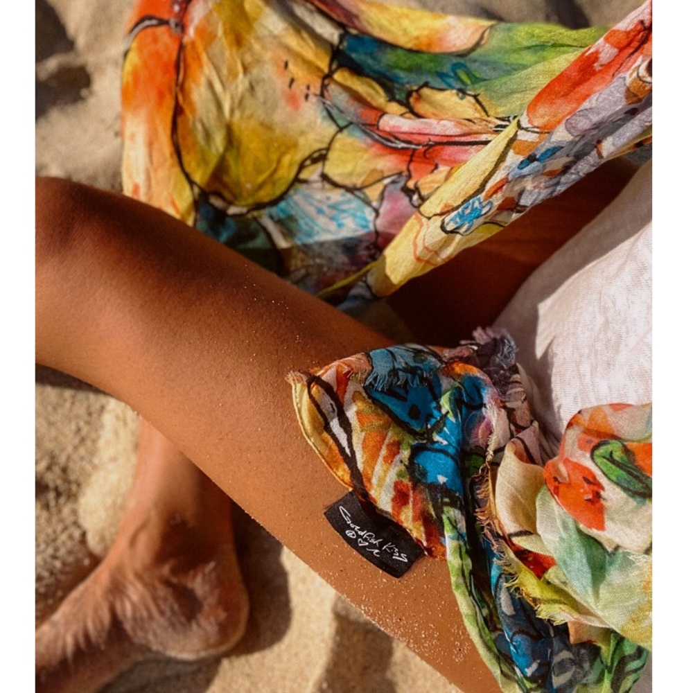 Rebekah Steen Goldfish Kiss Beautiful Things Scarf Sarong Pareo - Picture 8 of 16
